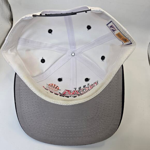 Logo 7 1997 NCAA Basketball Championship Hat OSFA MN Gophers Patches White - Picture 7 of 9